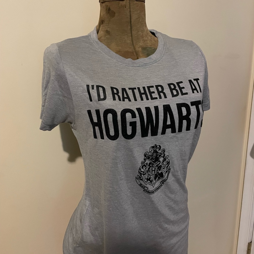 Harry Pitter I’d Rather Be At Hogwarts Shirt never worn Sz L